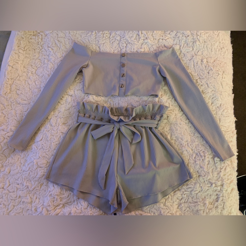 Zaful Two Piece Set Light Blue Long Sleeve Crop Top and Shorts Size Small